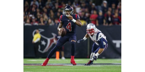 Houston Texans förnyar quarterback Deshaun Watson med fyraårskontrakt